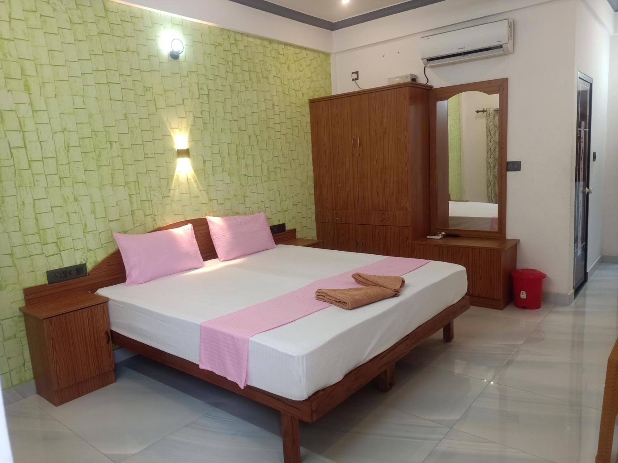 Anby Beach Resort Kovalam Exterior photo